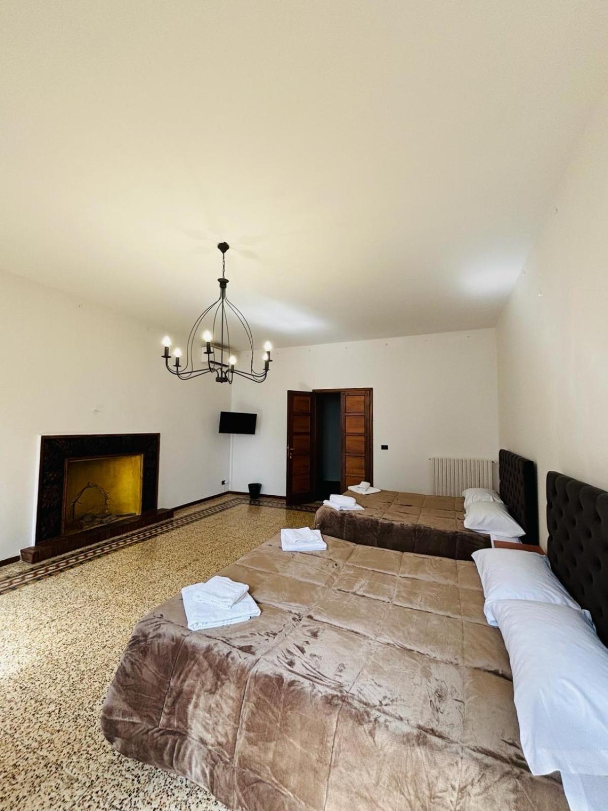 Best Bnb Albizi Firenze Bagian luar foto
