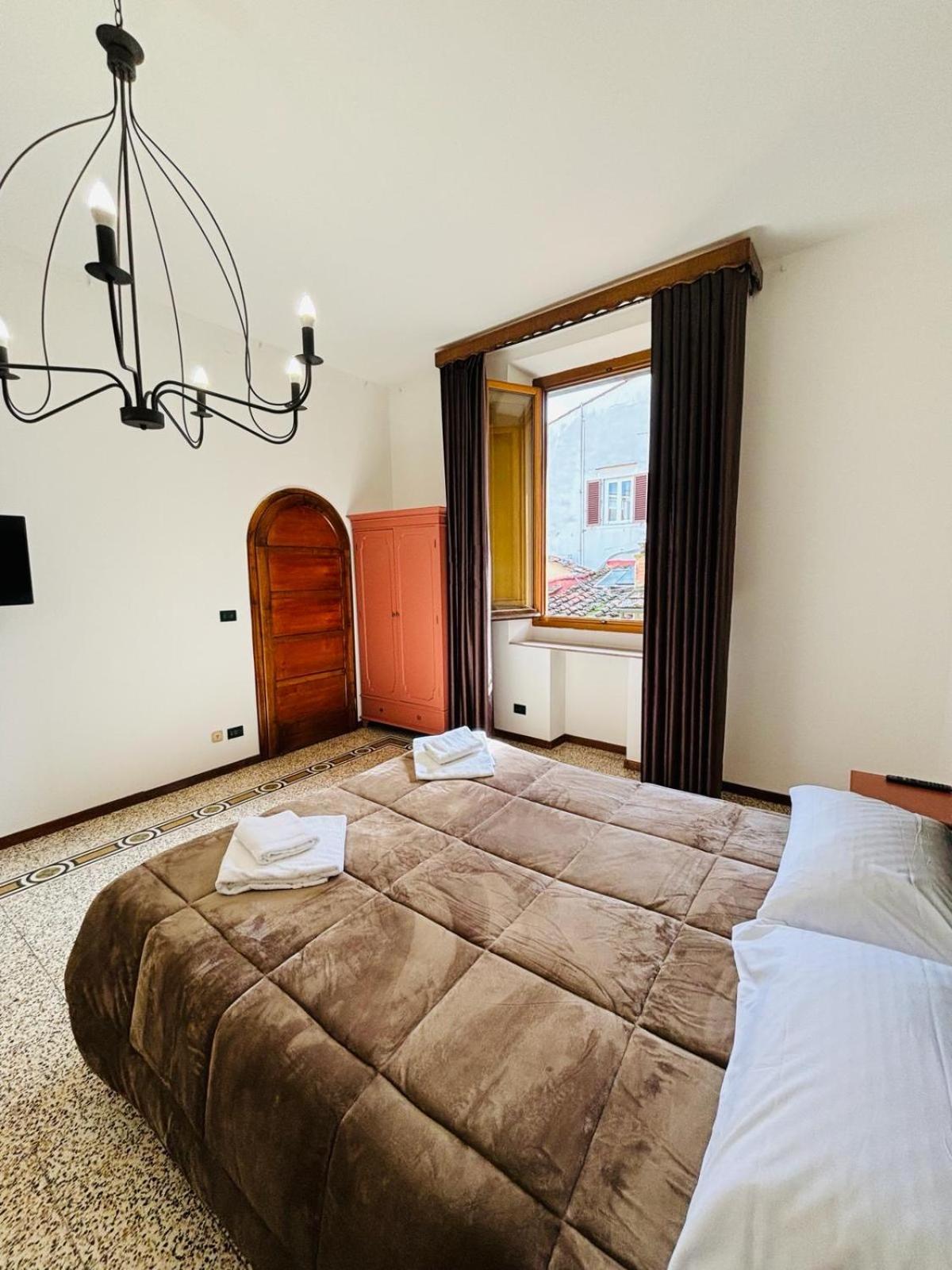 Best Bnb Albizi Firenze Bagian luar foto