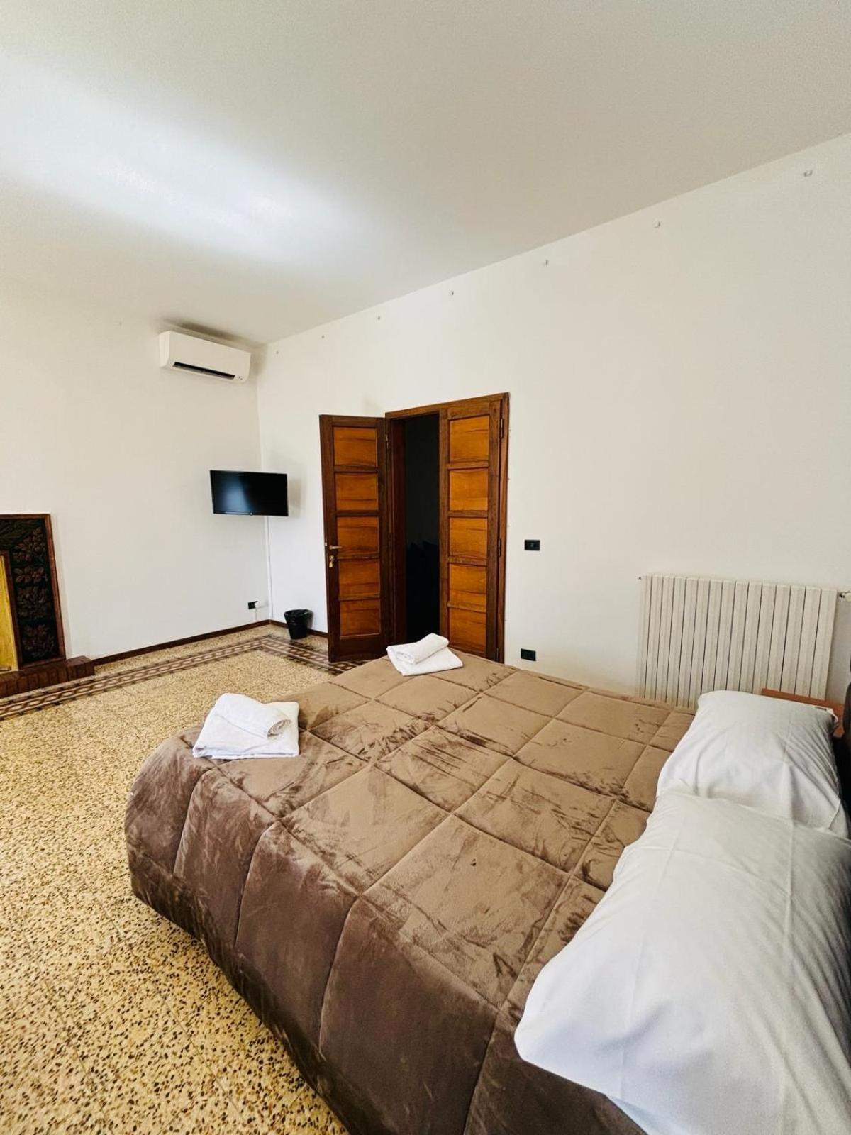 Best Bnb Albizi Firenze Bagian luar foto