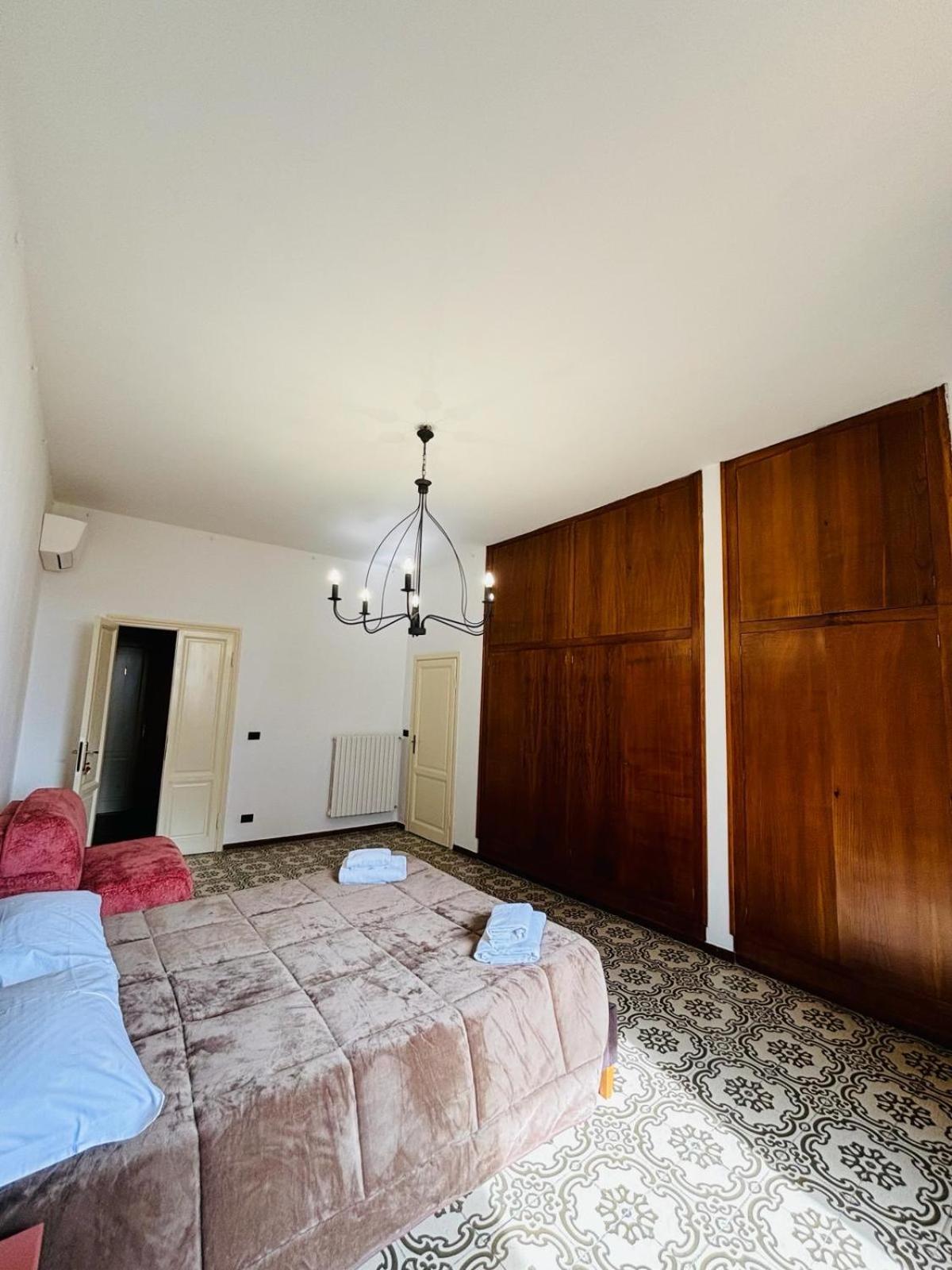 Best Bnb Albizi Firenze Bagian luar foto