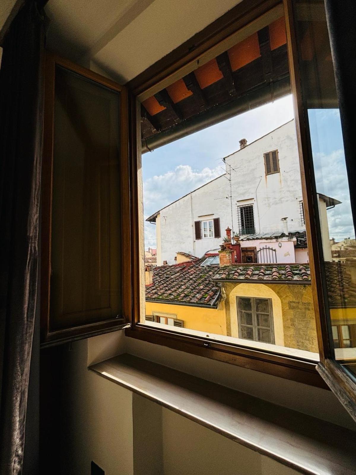 Best Bnb Albizi Firenze Bagian luar foto